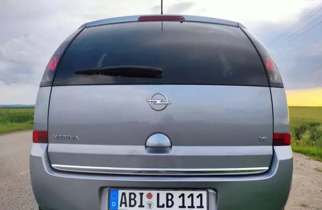 OPEL Meriva 