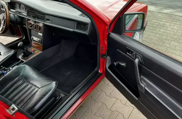 MERCEDES-BENZ W 201 (190) 