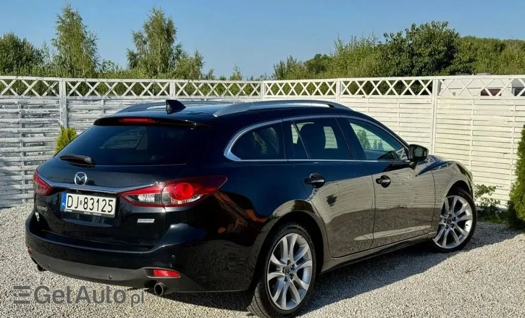 MAZDA 6 