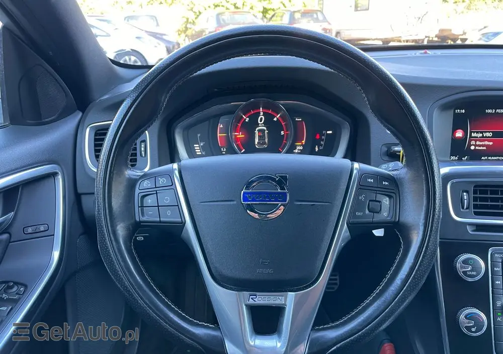 VOLVO V60 D3 AWD R-Design