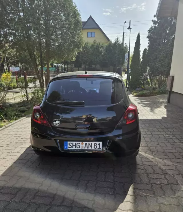 OPEL Corsa 