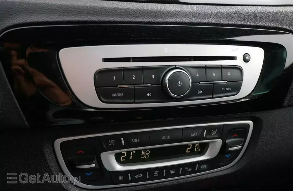 RENAULT Grand Scenic 