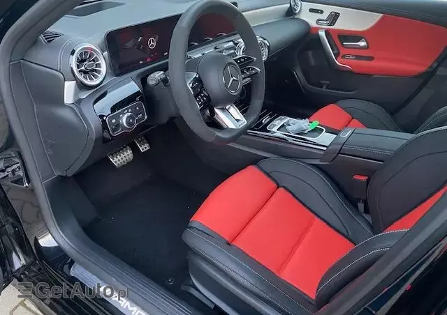 MERCEDES-BENZ Klasa A 45 S AMG 4-Matic 8G-DCT