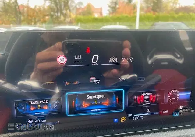 MERCEDES-BENZ Klasa A 45 S AMG 4-Matic 8G-DCT