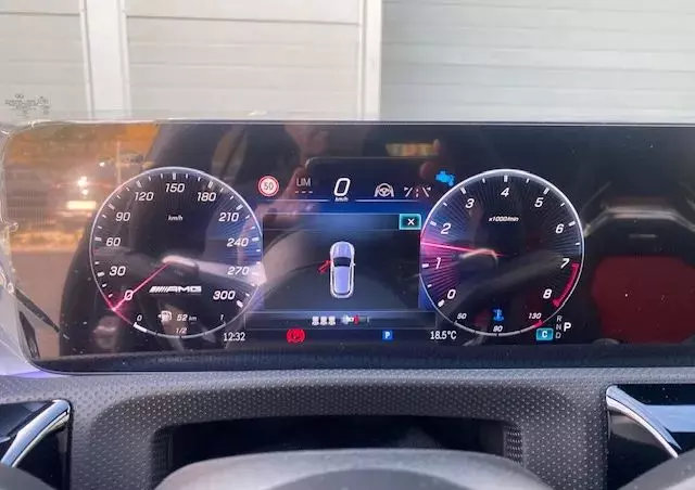 MERCEDES-BENZ Klasa A 45 S AMG 4-Matic 8G-DCT