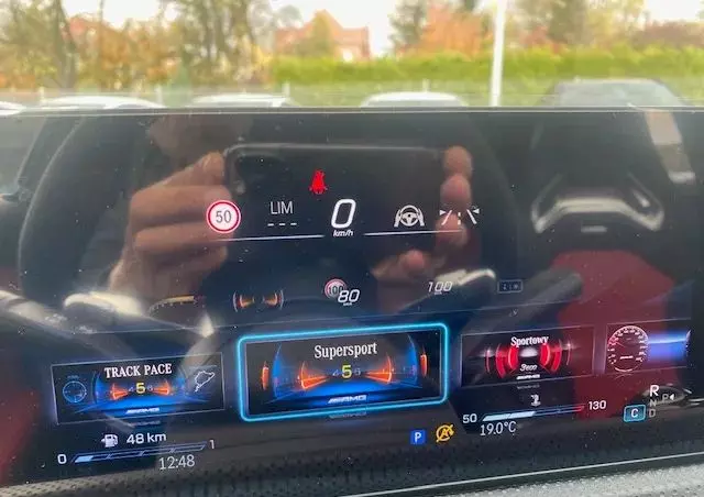 MERCEDES-BENZ Klasa A 45 S AMG 4-Matic 8G-DCT