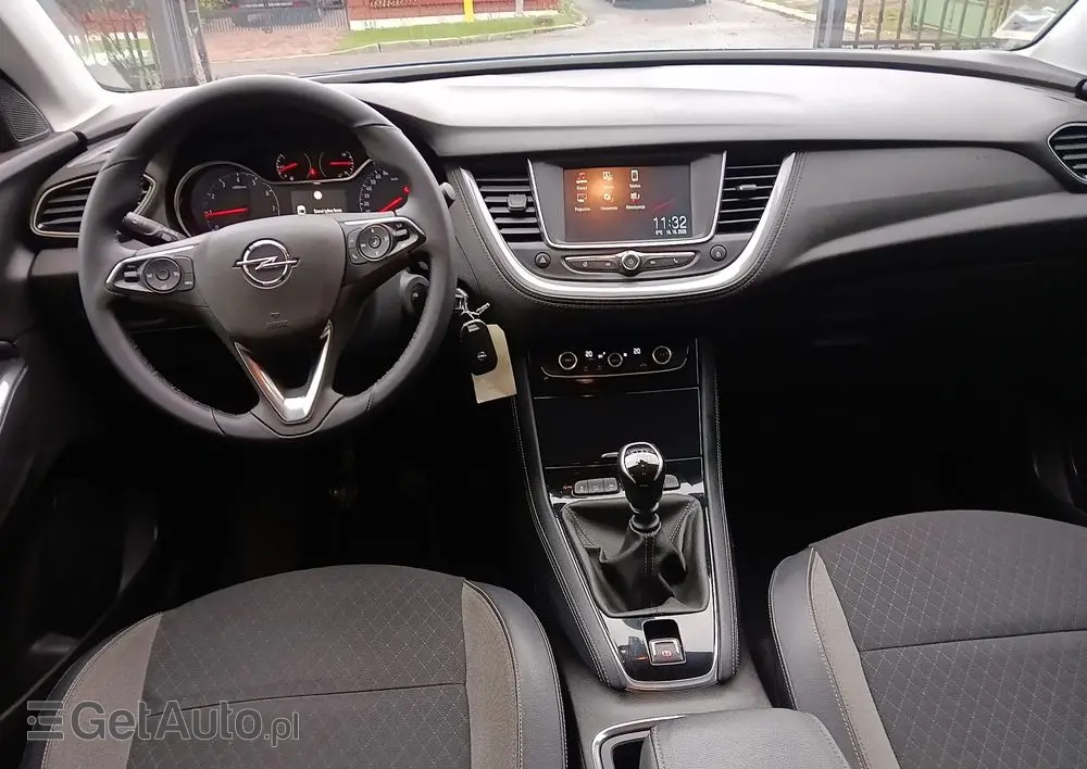 OPEL Grandland X 1.2 Start/Stop Business INNOVATION