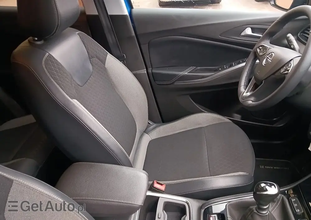 OPEL Grandland X 1.2 Start/Stop Business INNOVATION