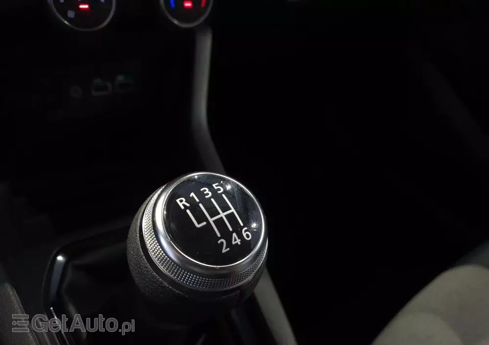 RENAULT Clio 1.0 TCe Evolution