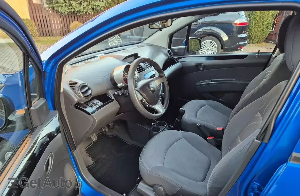 CHEVROLET Spark 
