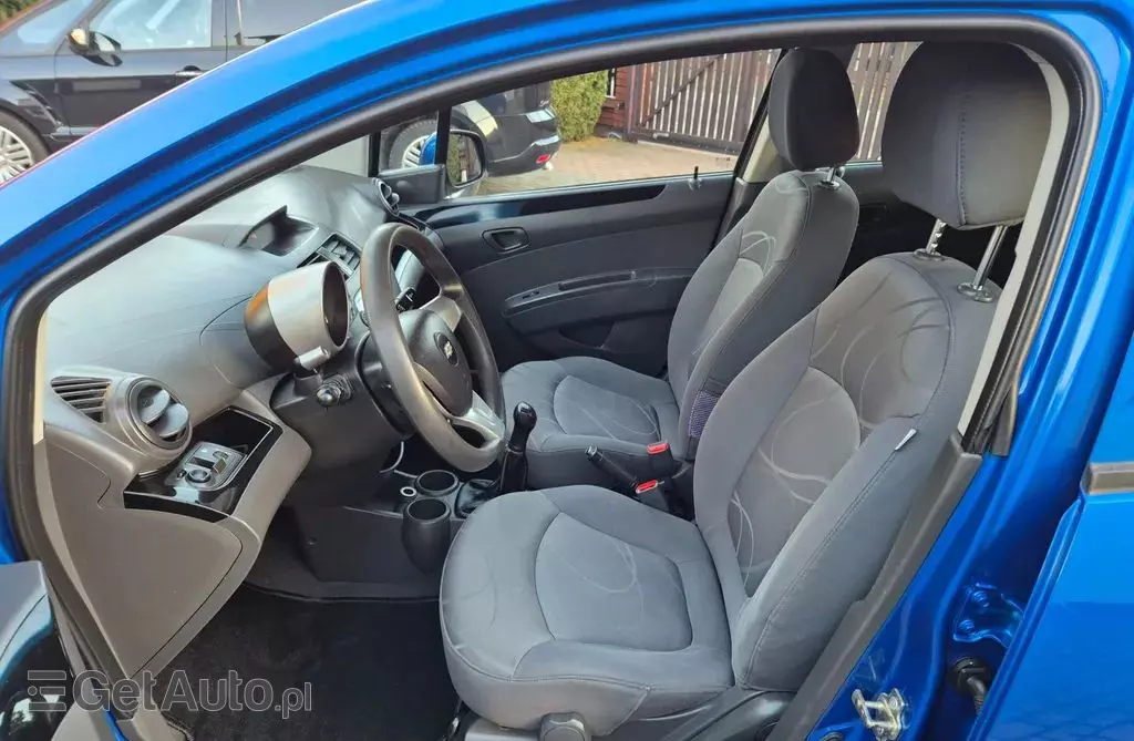 CHEVROLET Spark 