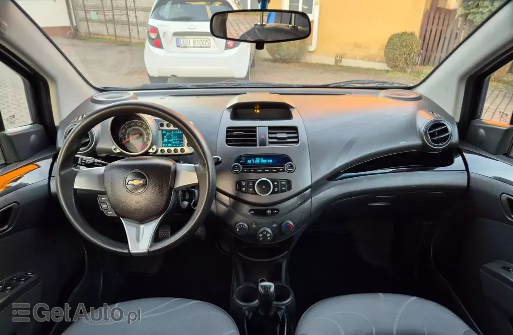 CHEVROLET Spark 