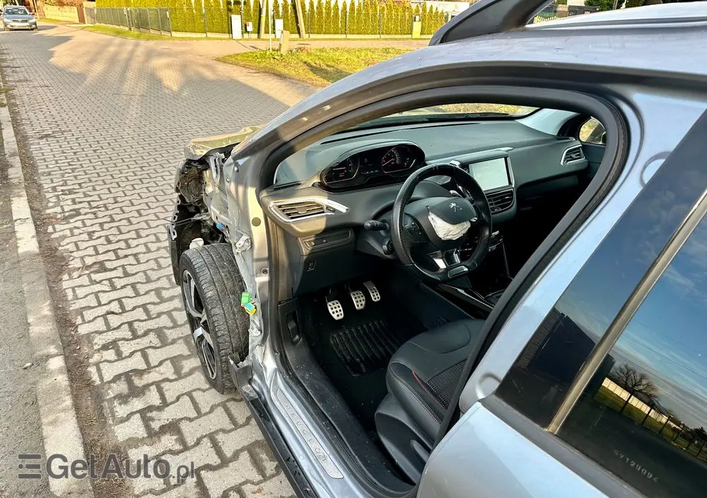 PEUGEOT 2008 PureTech 130 Stop&Start GT-Line Edition