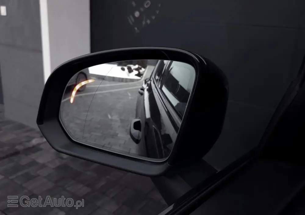 VOLVO XC 40 D4 AWD R-Design