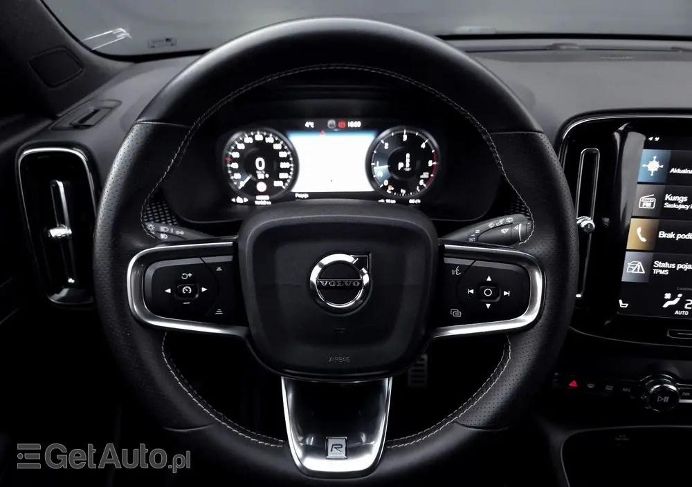 VOLVO XC 40 D4 AWD R-Design