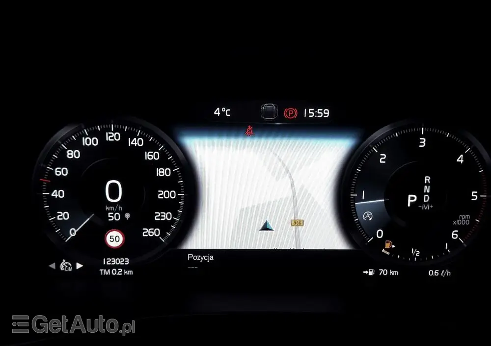 VOLVO XC 40 D4 AWD R-Design