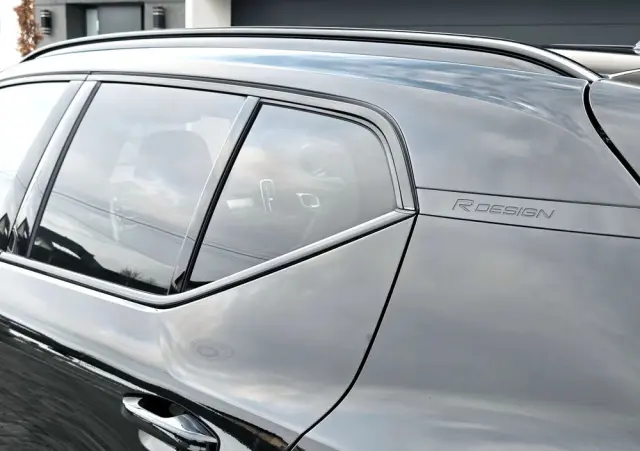 VOLVO XC 40 D4 AWD R-Design