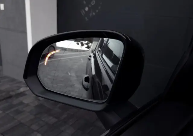 VOLVO XC 40 D4 AWD R-Design