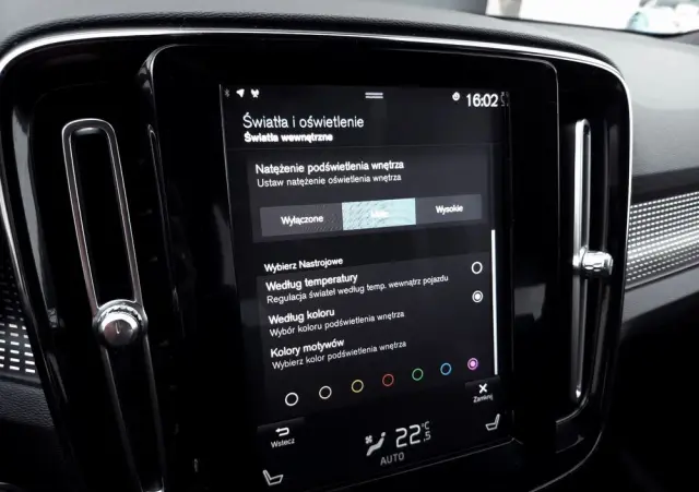 VOLVO XC 40 D4 AWD R-Design