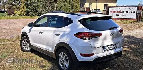 HYUNDAI Tucson 