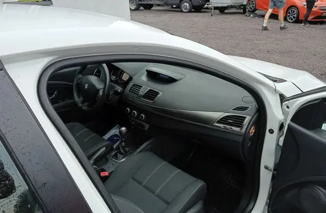 RENAULT Megane 