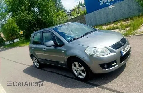 SUZUKI SX4 