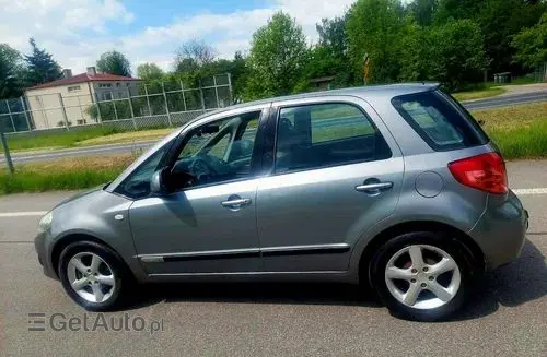 SUZUKI SX4 