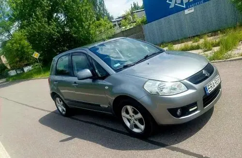SUZUKI SX4 