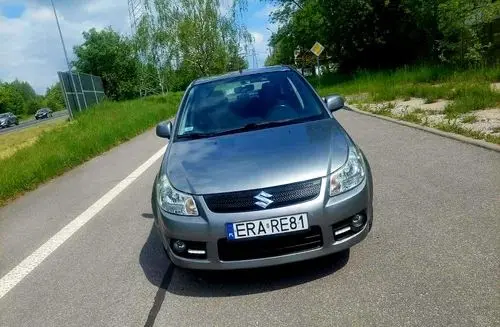 SUZUKI SX4 