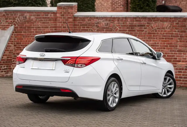 HYUNDAI I40 I40cw 1.7 CRDi 5 Star Edition