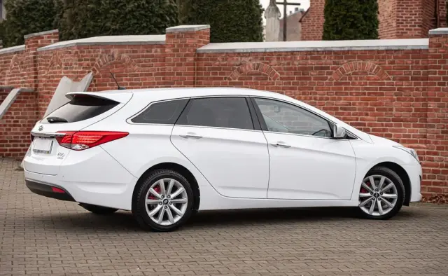 HYUNDAI I40 I40cw 1.7 CRDi 5 Star Edition