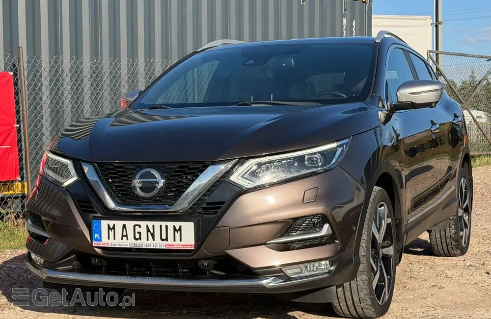 NISSAN Qashqai 1.2 DIG-T Xtronic 360