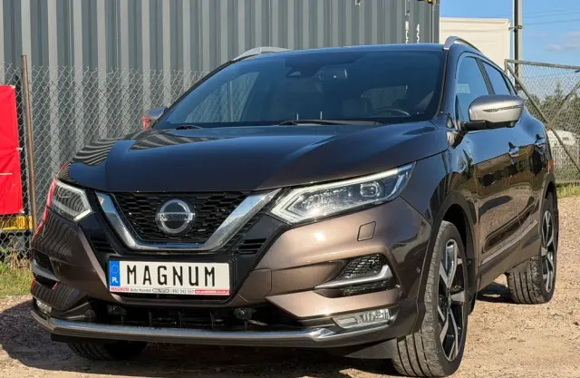 NISSAN Qashqai 1.2 DIG-T Xtronic 360
