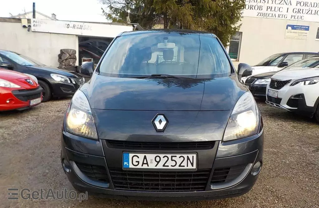 RENAULT Scenic 