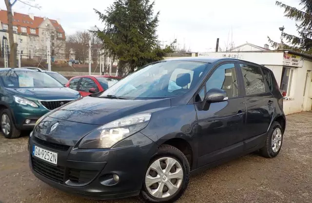 RENAULT Scenic 