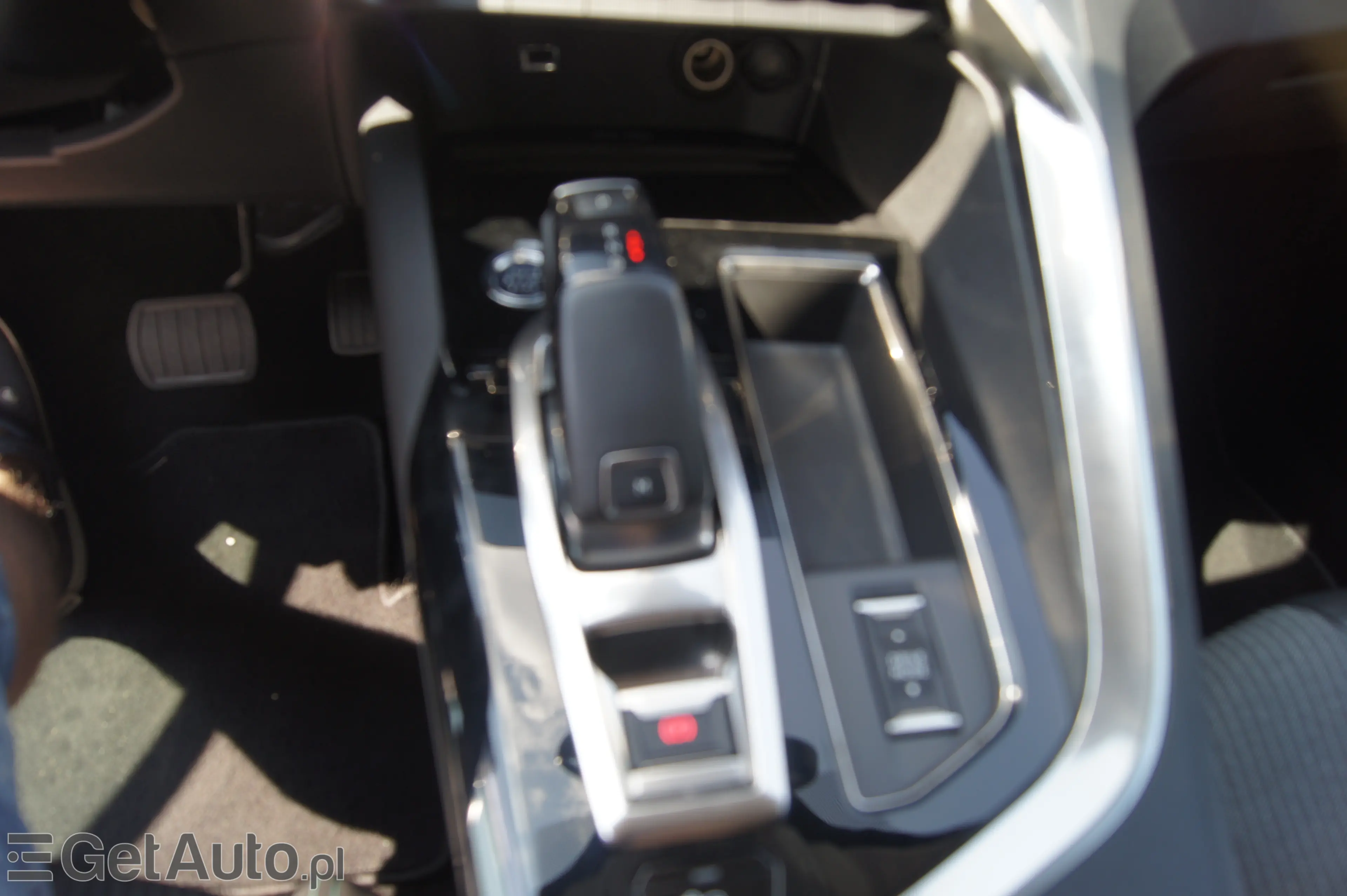PEUGEOT 5008 Active Pack 130 S&S EAT