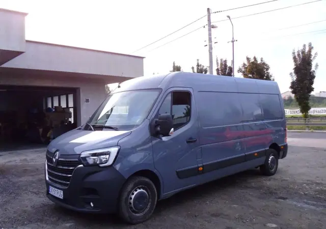 RENAULT Master 