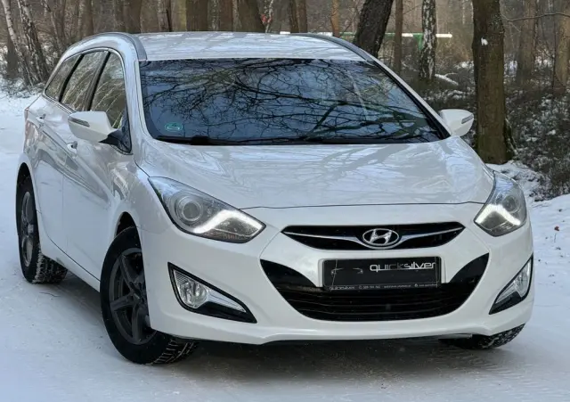 HYUNDAI I40 