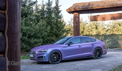 AUDI S5 