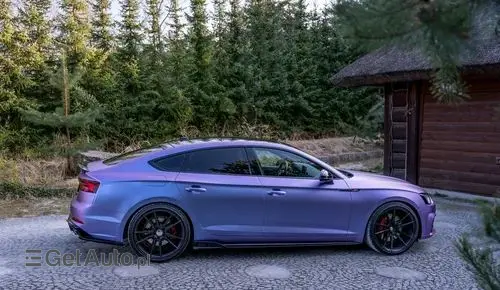 AUDI S5 