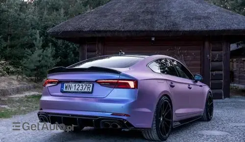 AUDI S5 