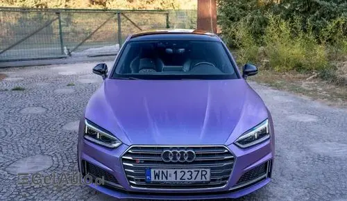 AUDI S5 