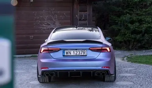 AUDI S5 