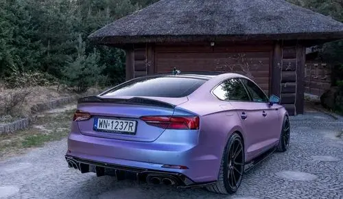 AUDI S5 