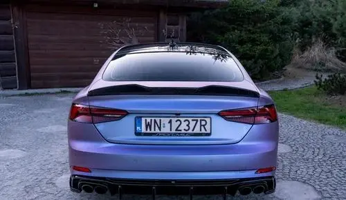 AUDI S5 