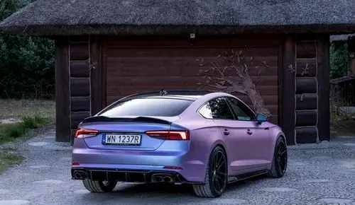 AUDI S5 