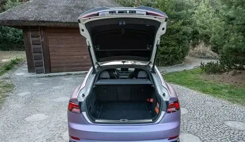AUDI S5 