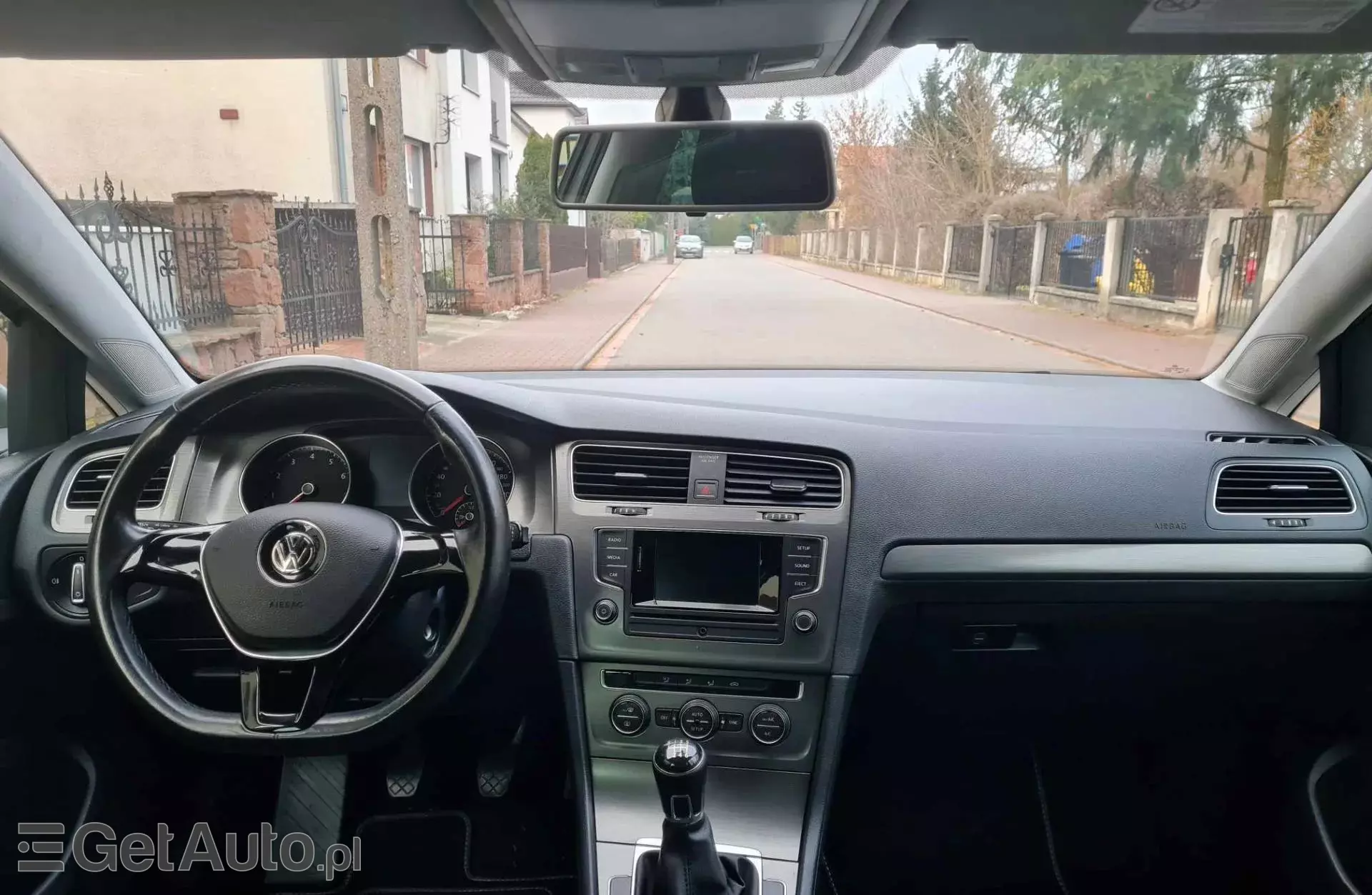 VOLKSWAGEN Golf 1.4 TSI (122 KM)