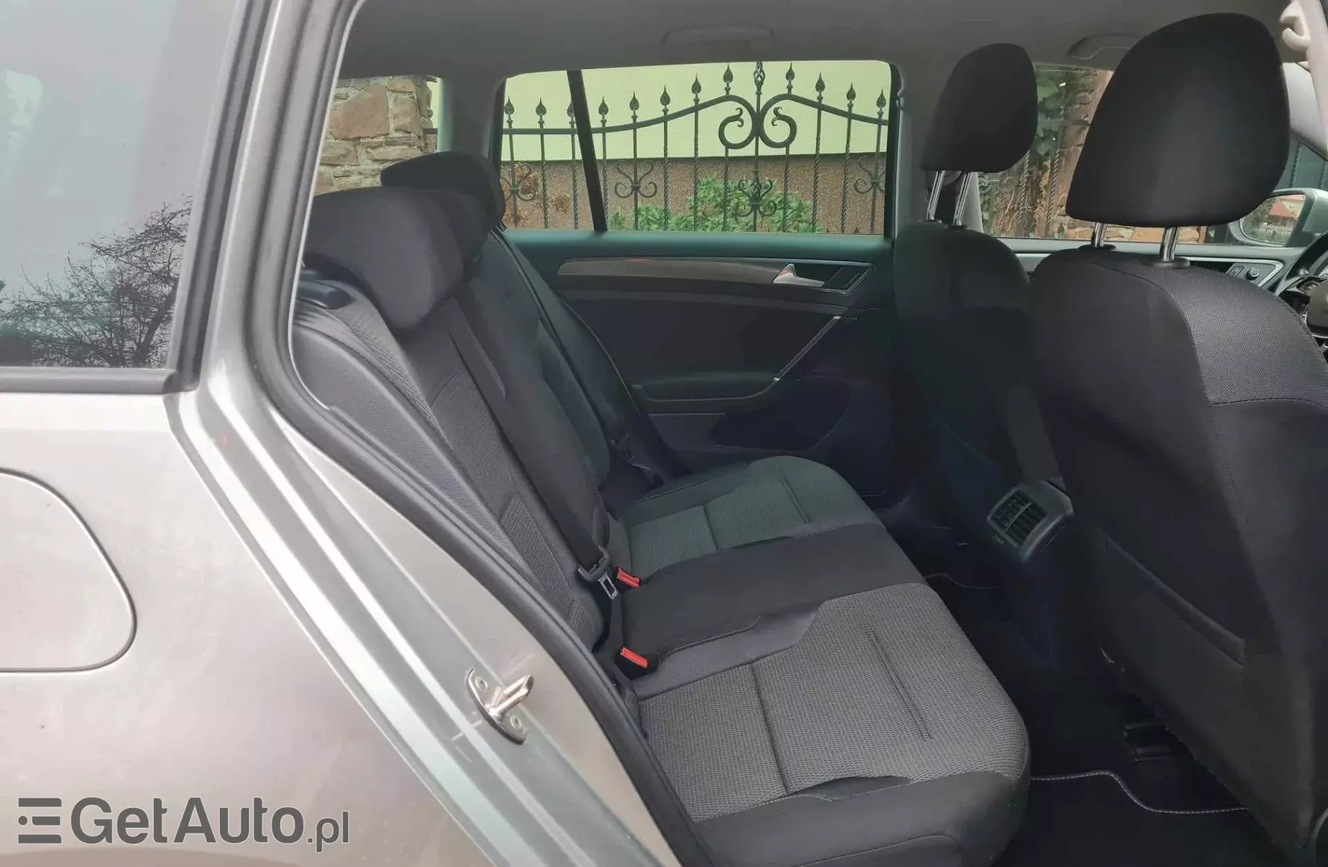 VOLKSWAGEN Golf 1.4 TSI (122 KM)