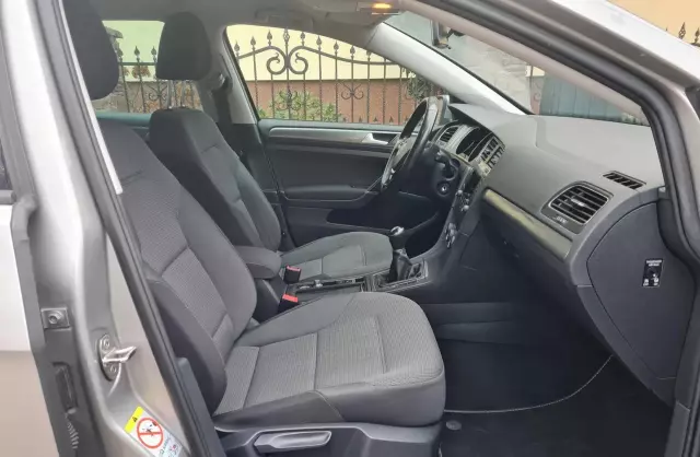 VOLKSWAGEN Golf 1.4 TSI (122 KM)